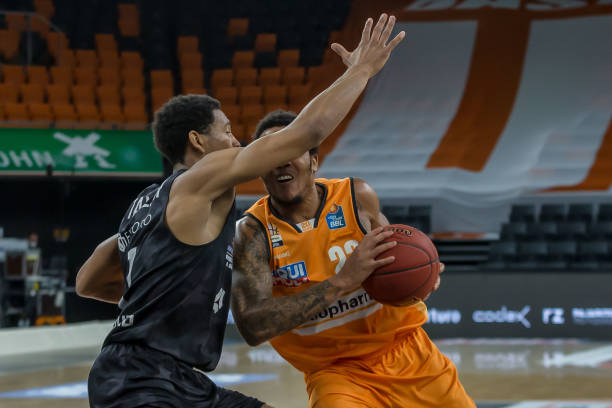 色表现引起 色表现引起